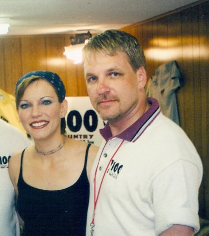 y100countryusacrashwithmartinamcbride5.jpg